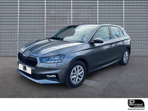 Gris Utilisé 2023 Skoda Fabia Ambition | 16 290 € (Prix juste) - Image 1/4