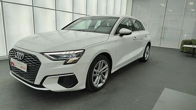 Blanc ibis Occasion 2022 Audi A3 Business | 27 900 € (Prix juste) - Image 1/4