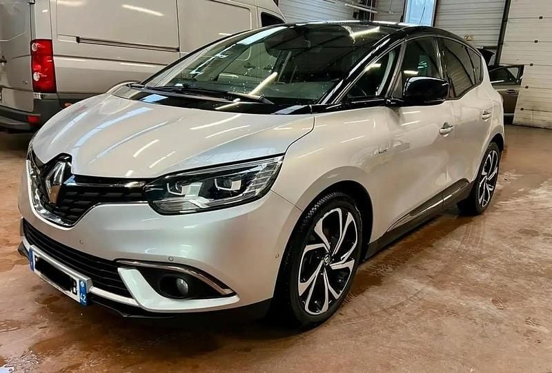 Occasion Renault Scénic IV Bose Edition 131 ch (96 kW) 2017 Gris Monospace