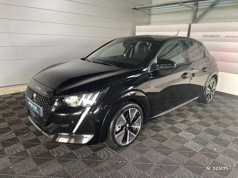 Noir Occasion 2022 Peugeot e-208 GT Citadine | 18 990 € (Prix juste) - Image 1/4