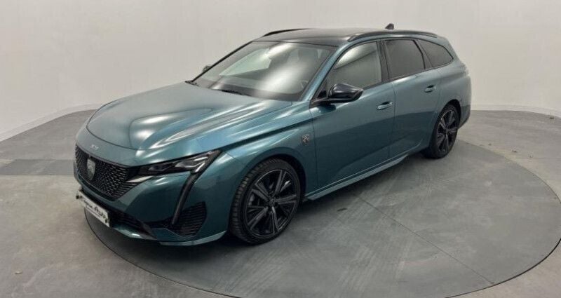 Vert Utilisé 2022 Peugeot 308 GT Break | 24 490 € (Prix cher) - Image 1/4