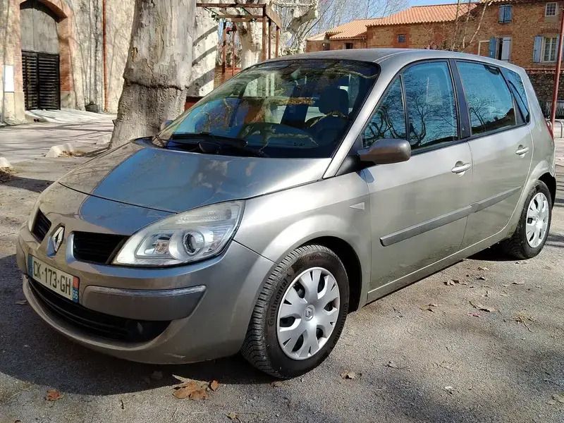 Beige Utilisé 2007 Renault Scénic II Expression Monospace | 4 500 € (Prix assez cher) - Image 1/4