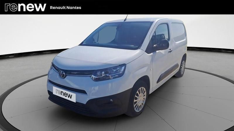 Blanc Utilisé 2022 Toyota Proace City Van | 19 990 € (Prix juste) - Image 1/4