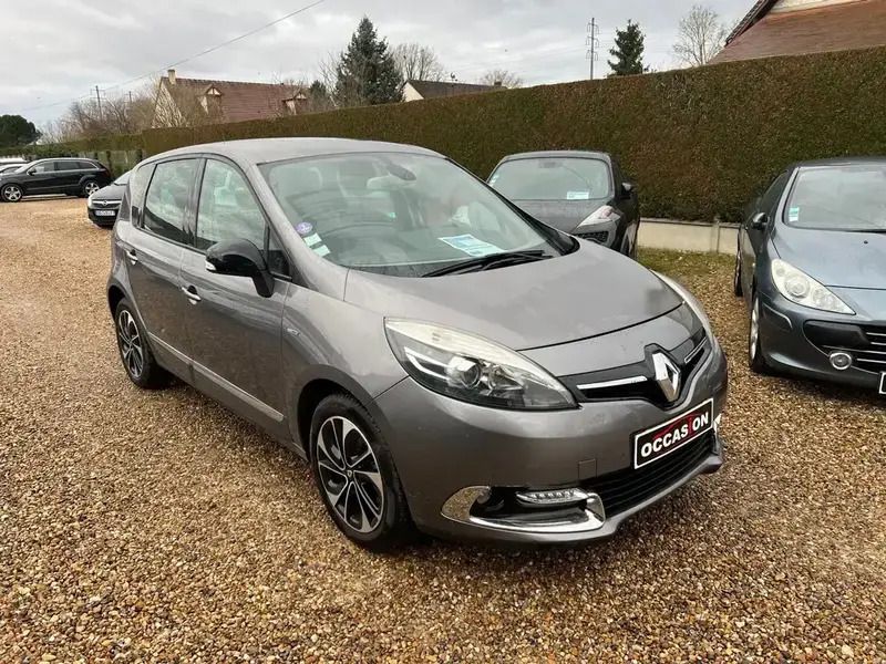 Gris Utilisé 2015 Renault Grand Scénic III Bose Edition Monospace | 9 500 € (Prix assez cher) - Image 1/2