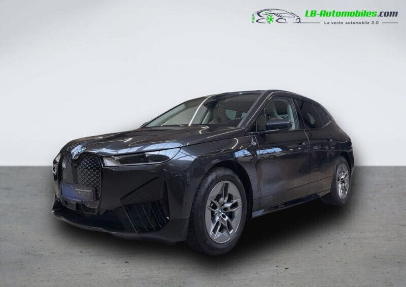 Utilisé 2023 BMW iX Comfort Edition SUV | 70 300 € (Super prix) - Image 1/4