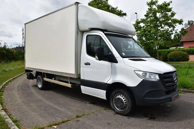 Blanc Utilisé 2021 Mercedes Sprinter Van | 32 490 € - Image 1/4