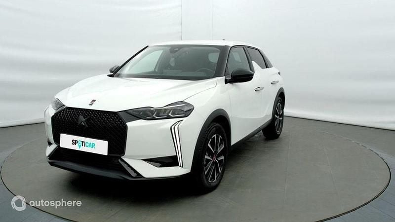 Blanc Occasion 2023 DS Automobiles DS3 Crossback E-Tense Performance SUV | 21 892 € (Prix juste) - Image 1/4