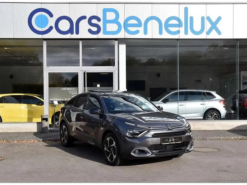 Gris Occasion 2024 Citroën C4 PureTech Berline | 17 980 € (Prix juste) - Image 1/4