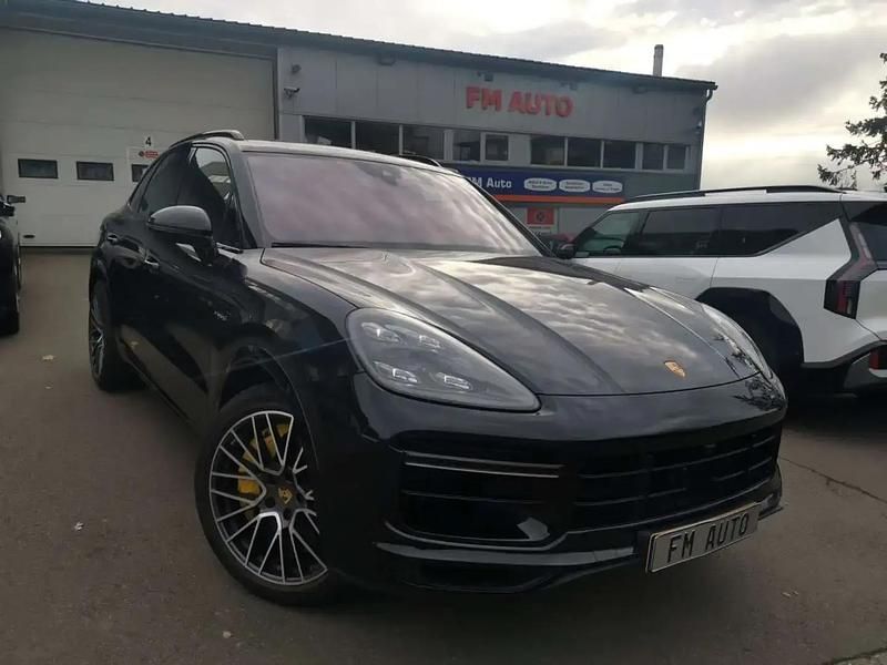 Noir Utilisé 2020 Porsche Cayenne Turbo S SUV | 108 000 € - Image 1/4