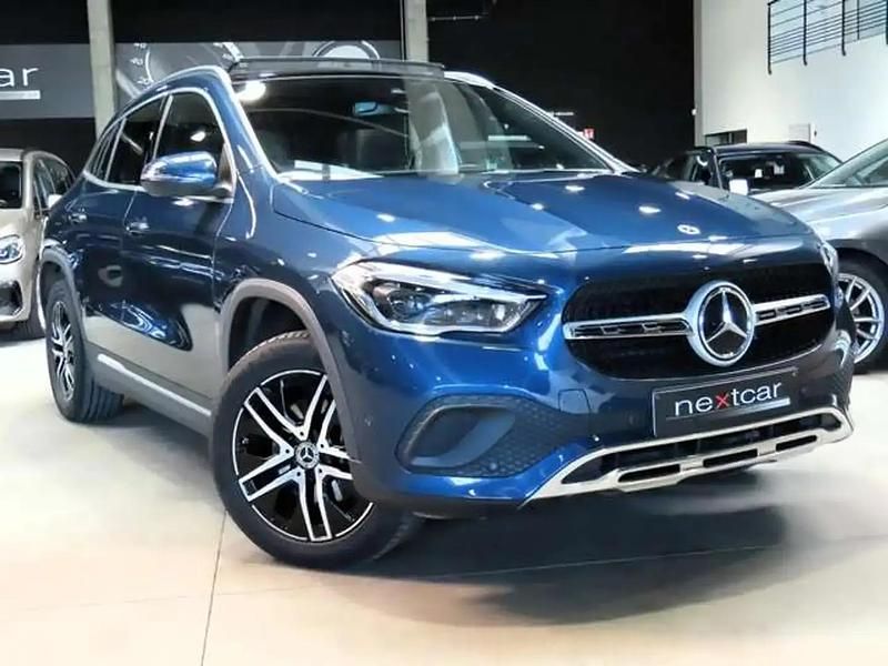 Occasion Mercedes GLA200 Luxury 163 ch (119 kW) 2021 Bleu SUV