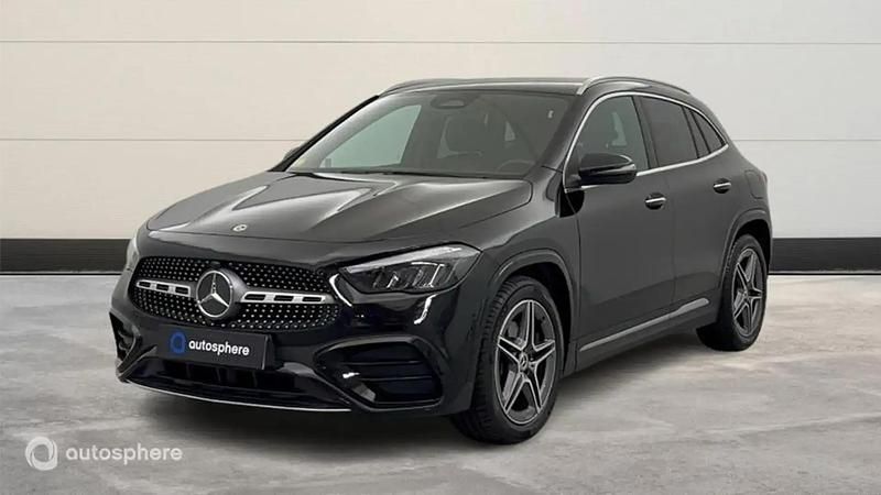 Noir Utilisé 2024 Mercedes GLA200 AMG line SUV | 45 490 € (Prix cher) - Image 1/4