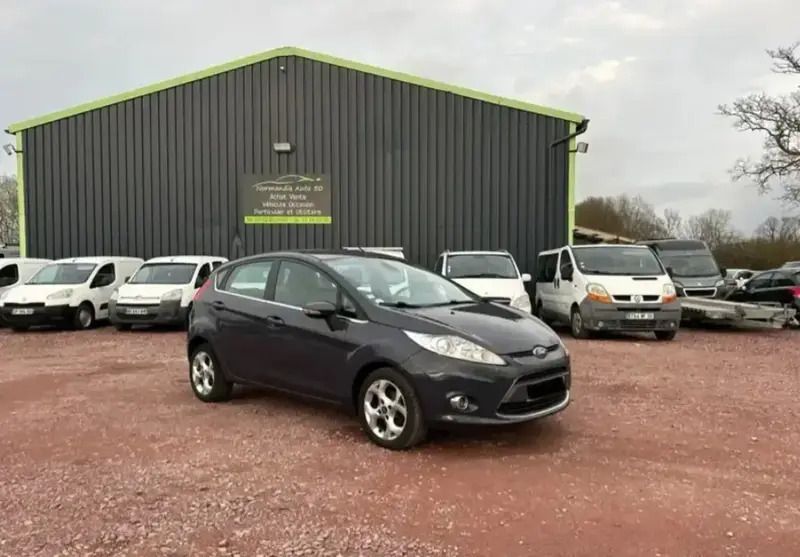 Utilisé 2011 Ford Fiesta Titanium Citadine | 3 490 € (Prix cher) - Image 1/4