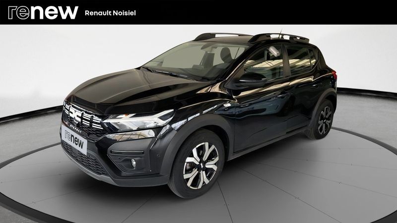 Noir Utilisé 2024 Dacia Sandero Expression Citadine | 17 890 € (Prix assez cher) - Image 1/4