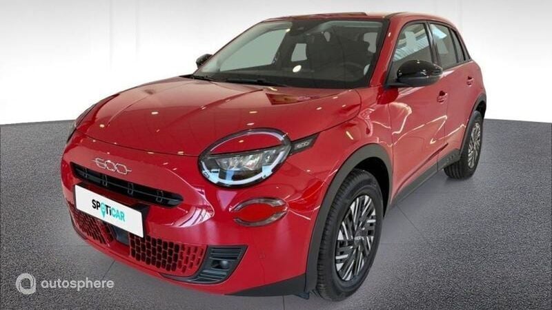 Rouge Utilisé 2025 Fiat 600E Red SUV | 25 490 € (Prix juste) - Image 1/4