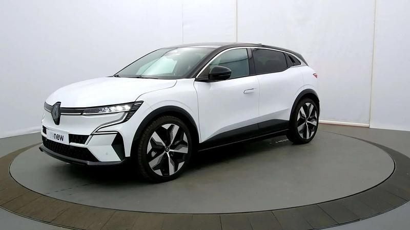 Blanc Occasion 2025 Renault Megane E-Tech Techno Berline | 33 890 € (Prix cher) - Image 1/4