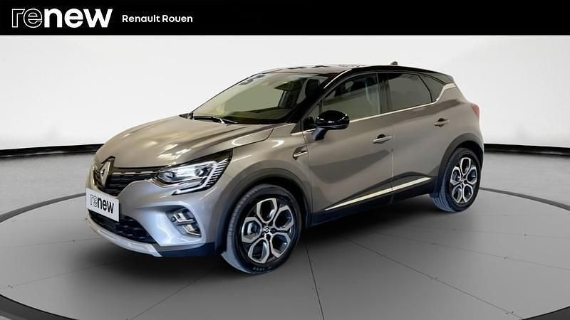Gris Utilisé 2024 Renault Captur Techno SUV | 23 790 € (Prix juste) - Image 1/4