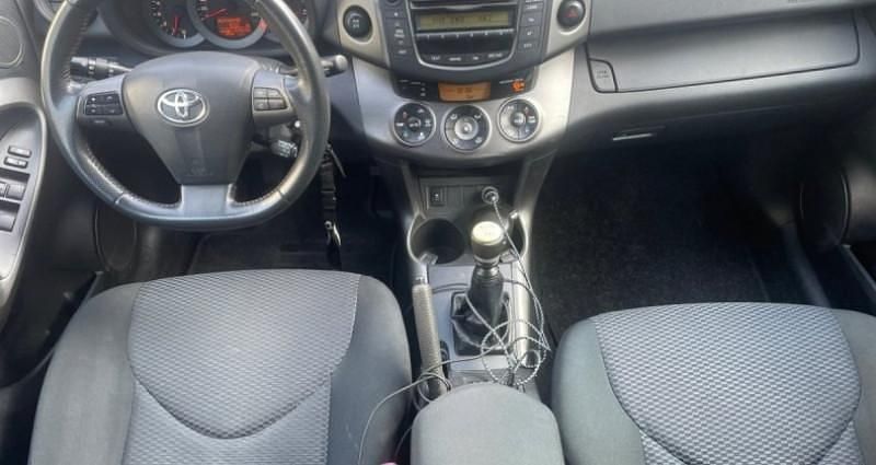 Image 2/4