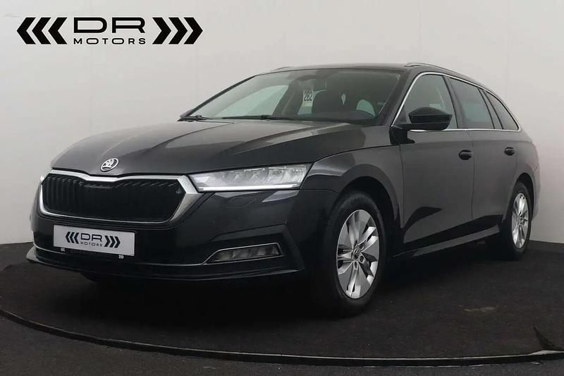 Noir Utilisé 2020 Skoda Octavia Ambition Break | 14 995 € (Bon prix) - Image 1/4