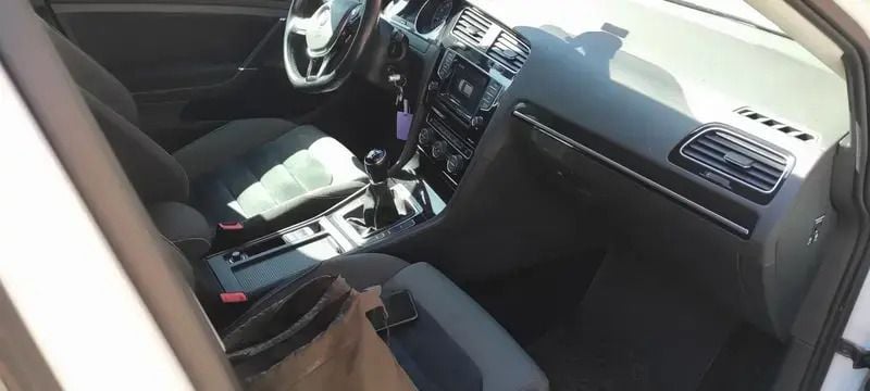 Utilisé 2014 VW Golf VII Cup Berline | 10 700 € (Bon prix) - Image 1/4