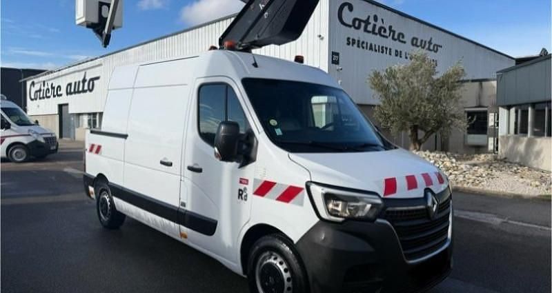 Occasion Renault Master 145 ch (106 kW) 2021 Monospace