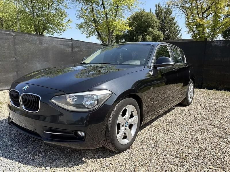Gris Utilisé 2012 BMW 116 Efficient Dynamics Citadine | 5 990 € (Prix juste) - Image 1/4