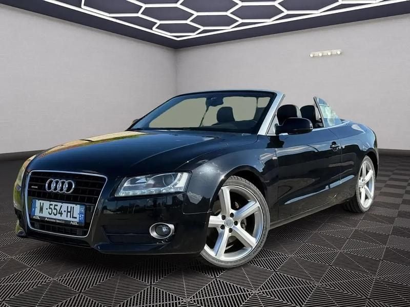 Noir Utilisé 2010 Audi Cabriolet Sport Cabriolet | 15 999 € - Image 1/4