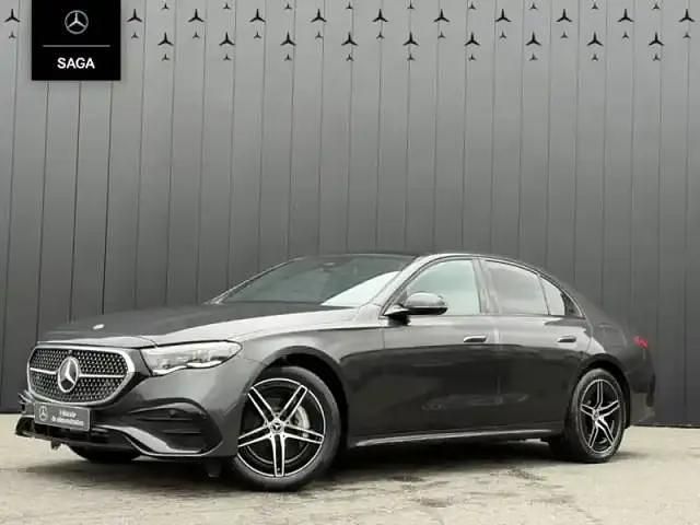 Gris foncé Nouvelle 2025 Mercedes 300 AMG line Berline | 79 800 € - Image 1/4
