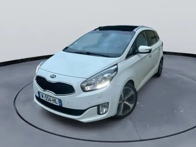 Blanc Utilisé 2015 Kia Carens Spirit Monospace | 12 999 € (Super prix) - Image 1/4