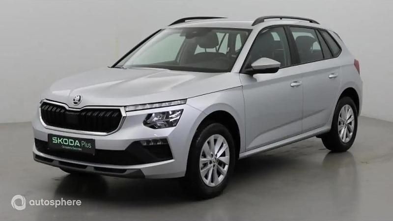 Gris Utilisé 2024 Skoda Kamiq Selection SUV | 23 299 € (Prix juste) - Image 1/4