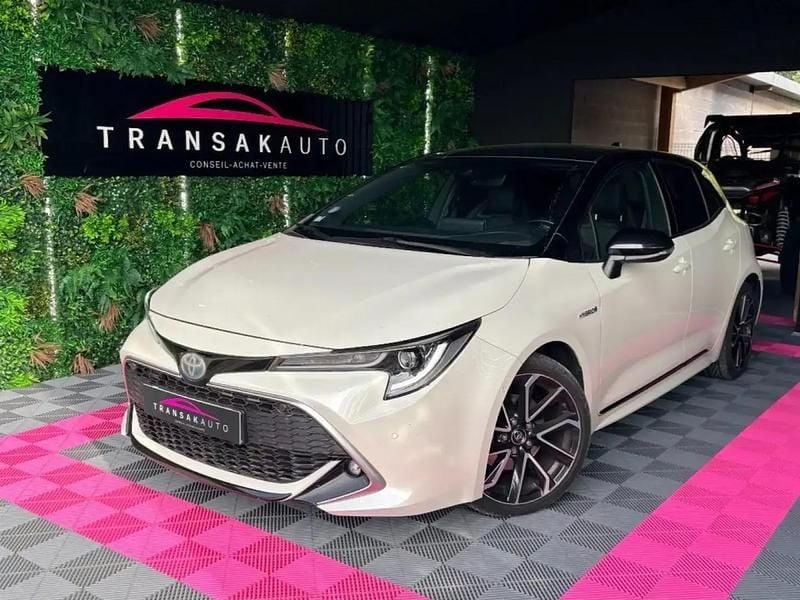 Blanc Utilisé 2019 Toyota Corolla Citadine | 17 990 € (Super prix) - Image 1/4