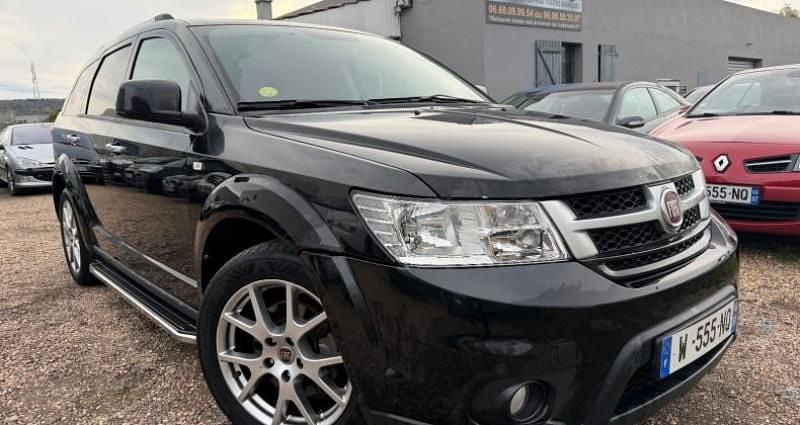 Noir Utilisé 2013 Fiat Freemont Basis SUV | 9 999 € - Image 1/4