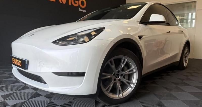 Blanc Utilisé 2023 Tesla Model Y Standard Range SUV | 30 400 € (Prix assez cher) - Image 1/4