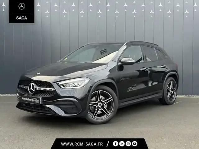 Noir Occasion 2023 Mercedes GLA200 AMG line SUV | 37 900 € (Bon prix) - Image 1/4