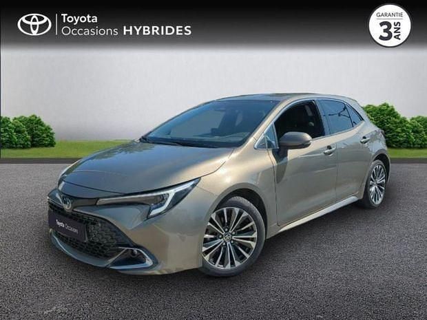 Utilisé 2023 Toyota Corolla Design | 24 990 € (Prix juste) - Image 1/4