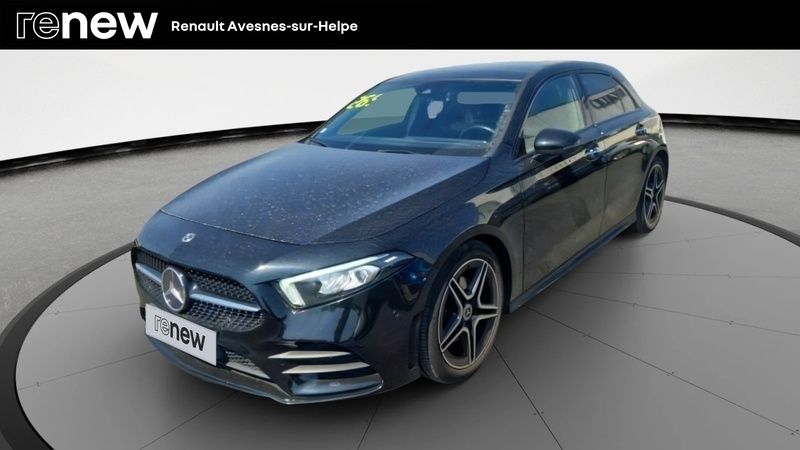 Blanc Utilisé 2022 Mercedes A180 AMG line Berline | 26 999 € (Super prix) - Image 1/4
