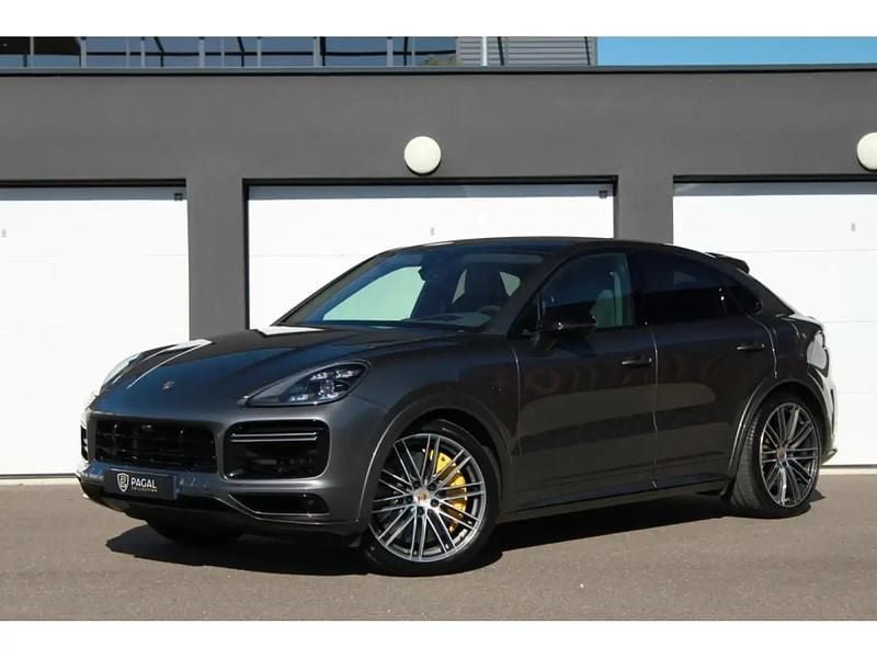 Gris Utilisé 2023 Porsche Cayenne Turbo S SUV | 184 900 € - Image 1/4