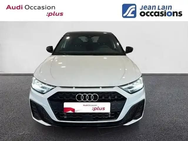 Occasion Audi A1 Sportback S-line plus 116 ch (85 kW) 2025 Blanc glacier métallisé noir mythe métallisé Citadine