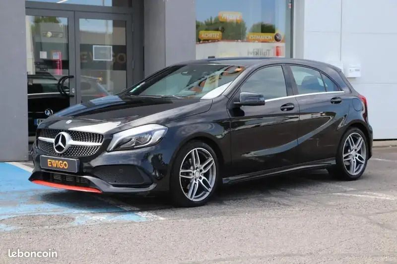Noir Utilisé 2017 Mercedes A200 AMG line Berline | 16 990 € (Bon prix) - Image 1/4