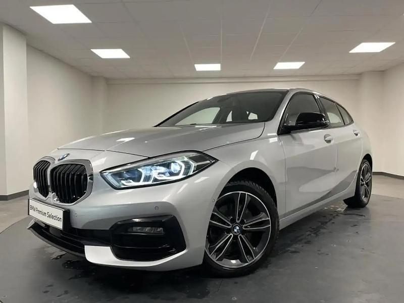 Argent Utilisé 2021 BMW 118 Sport Line Citadine | 25 990 € (Prix juste) - Image 1/4