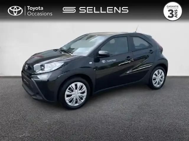 Noir Utilisé 2025 Toyota Aygo X SUV | 17 630 € - Image 1/4