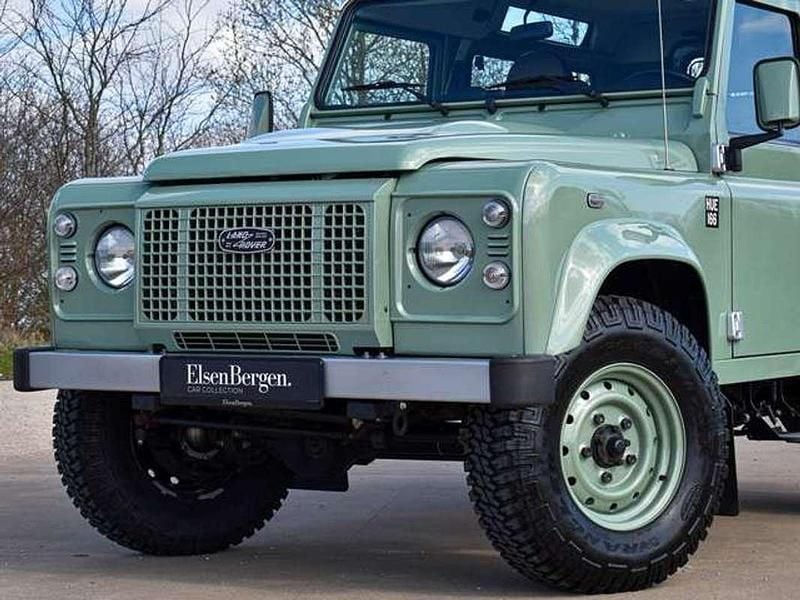 Occasion Land Rover Defender Heritage 122 ch (89 kW) 2015 Vert SUV