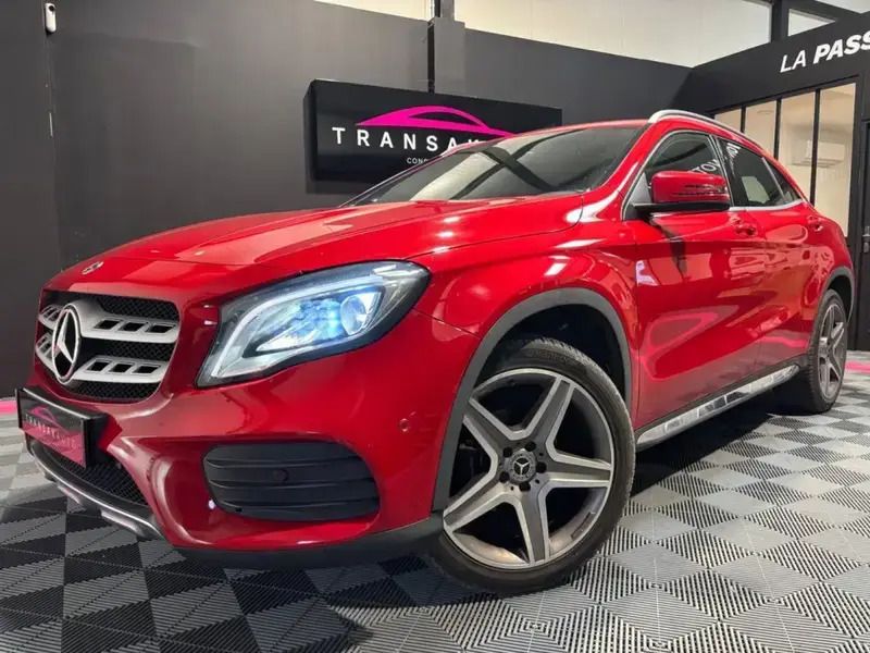 Rouge Utilisé 2018 Mercedes GLA200 SUV | 19 990 € (Super prix) - Image 1/4