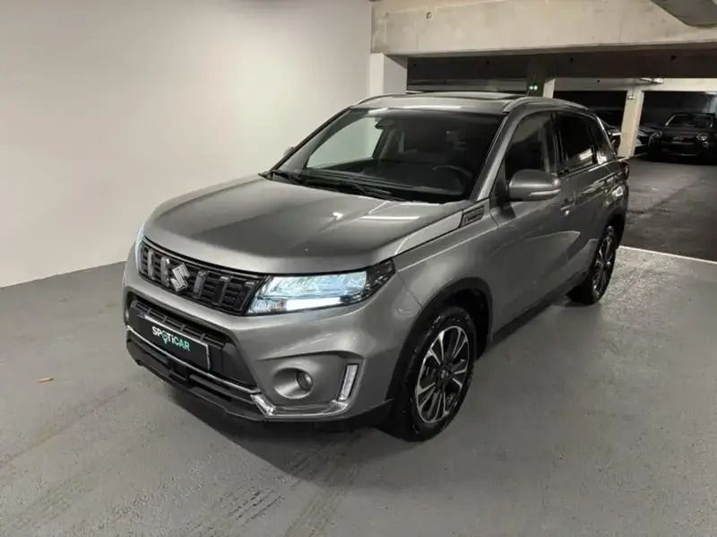 Utilisé 2023 Suzuki Vitara Style SUV | 23 690 € (Prix juste) - Image 1/4