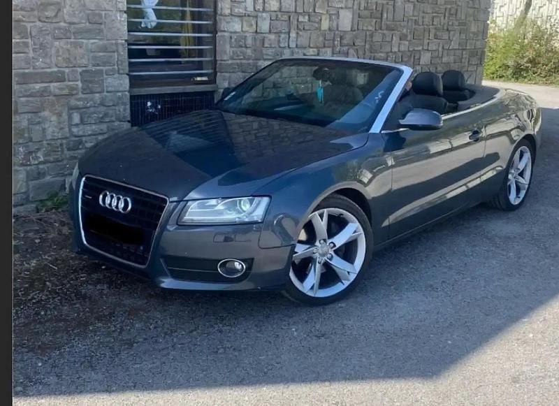 Gris Occasion 2011 Audi A5 Cabriolet Ambition Cabriolet | 5 300 € - Image 1/4