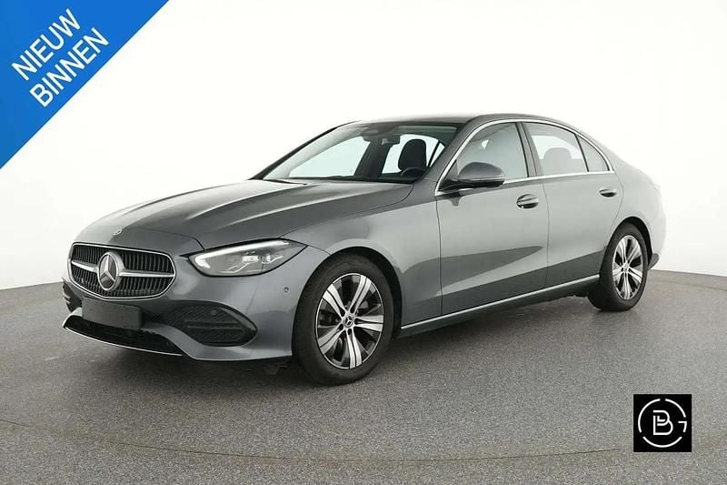 Gris Utilisé 2023 Mercedes C200 Luxury Berline | 34 490 € (Prix juste) - Image 1/4