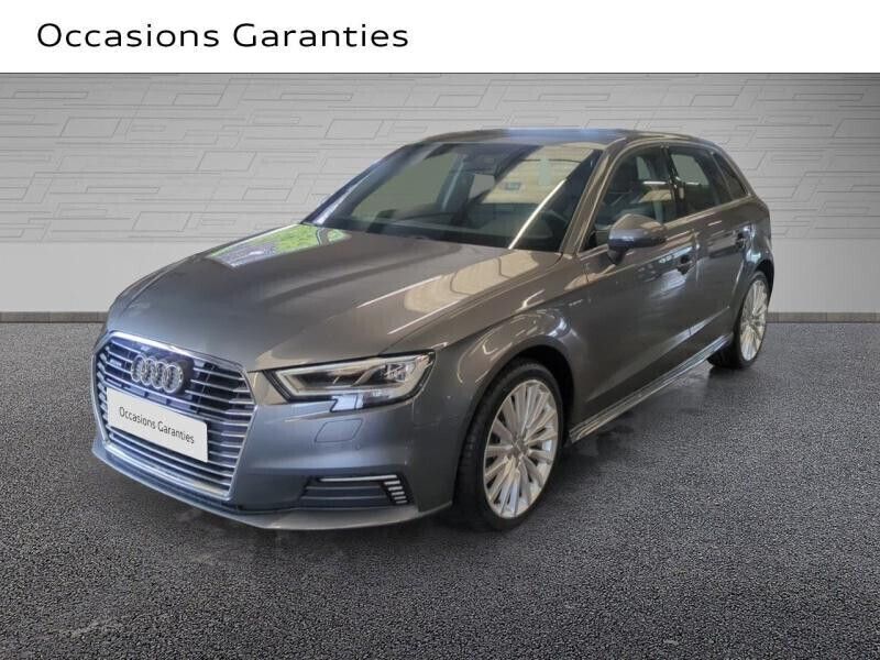 Gris Utilisé 2018 Audi A3 Sportback Design Berline | 19 990 € (Super prix) - Image 1/4
