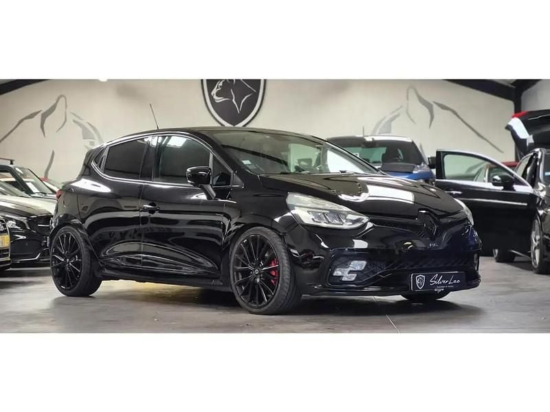 Noir Utilisé 2016 Renault Clio IV Trophy Berline | 22 490 € - Image 1/4