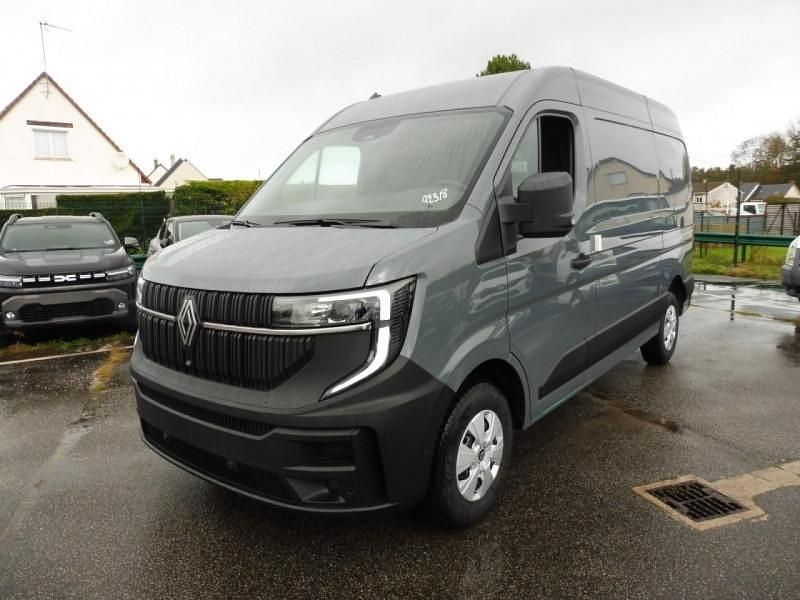 Nouvelle 2025 Renault Master Berline | 37 790 € (Prix juste) - Image 1/4
