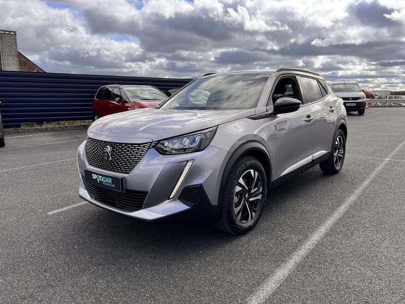 Gris Utilisé 2023 Peugeot e-2008 Allure SUV | 31 990 € - Image 1/3