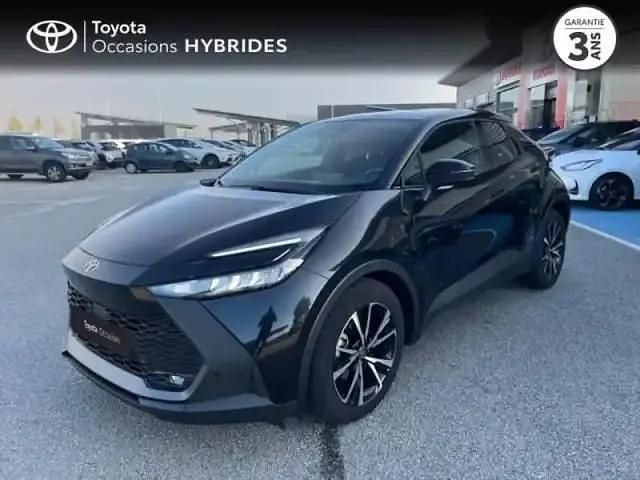 Noir intense métallisé Occasion 2024 Toyota C-HR Design SUV | 27 990 € (Prix juste) - Image 1/4